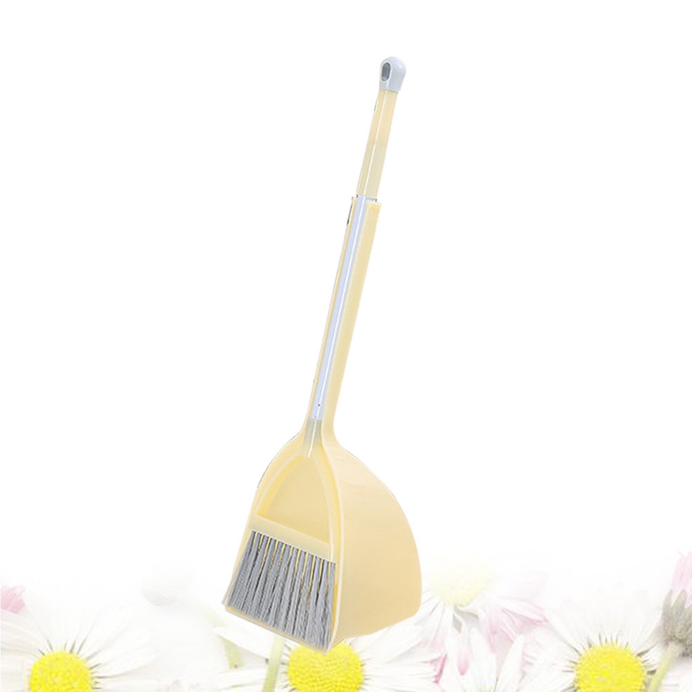 Set di scopa e paletta per bam - Kids Outdoor Broom recensione e prezzo