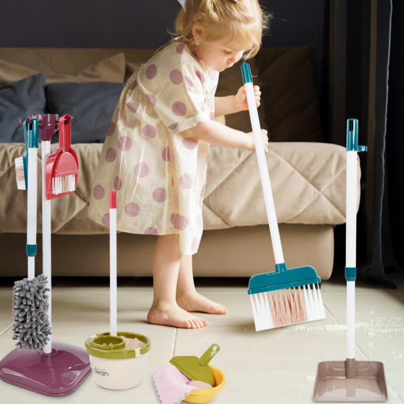 Giocattoli per la pulizia dell - Kids Outdoor Broom recensione e prezzo